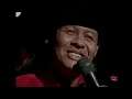 Neal McCoy - The Christmas Song (1994)(Music City Tonight 720p)