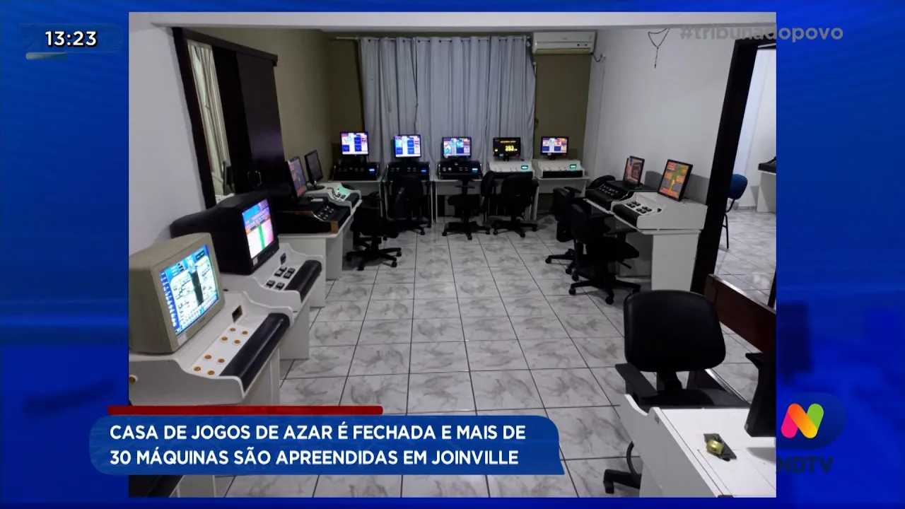 Casa de jogos de azar é fechada e mais de 30 máquinas são apreendidas em Joinville