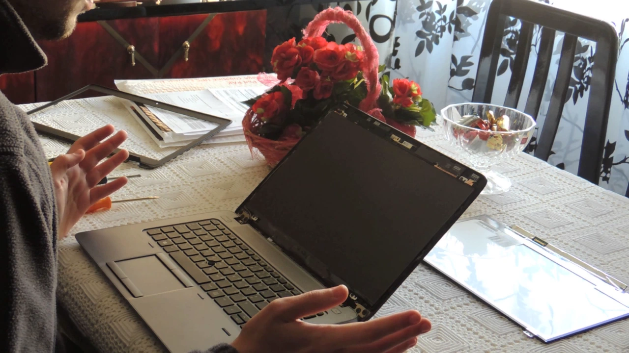 Hi all ;) Hope you guys are all fine, here just a smal Video about the HP Elitebook 840 models. Have. 