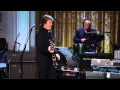 Download Lagu Paul McCartney e Stevie Wonder - Ebony and Ivory // Dal vivo alla Casa Bianca 2010
