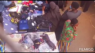 Shaxaari Ama Biishaaye Oo Lamafilaan CCTV Kuqabatay Asoo Falxun Kukacaya Subscribe Like 