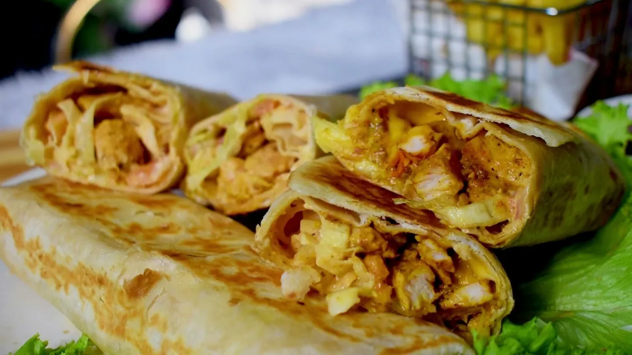 Chicken wrap    Quick and easy recipe by Lively Cooking    Tea time or Kid