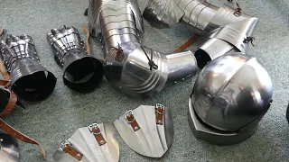 Unboxing Medieval Armour