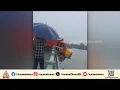 തേവര പാലത്തിൽ അപകടം; കൈവരി തകർത്ത് ലോറി തൂങ്ങിക്കിടക്കുന്നു