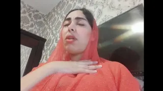 انا ع قدر من الجمال قسما بلله وجوزي عندو شذوذ  دندنها