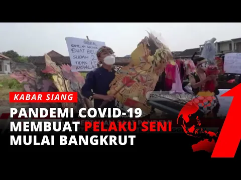 Dalang Muda Jual Wayang Kulit Dipinggir Jalan Demi Kebutuhan Hidup