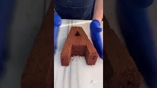 تزين كيكة حرف A 