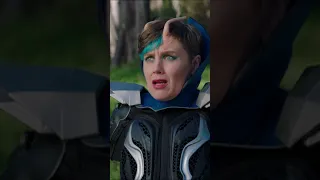 Pop Pop Descobre Que Ameila É O Ranger Rosa ⚡ Power Rangers Para Crianças