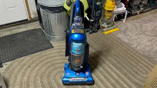 Bissell Powergroom Multi Cyclonic Vacuuming Garage 