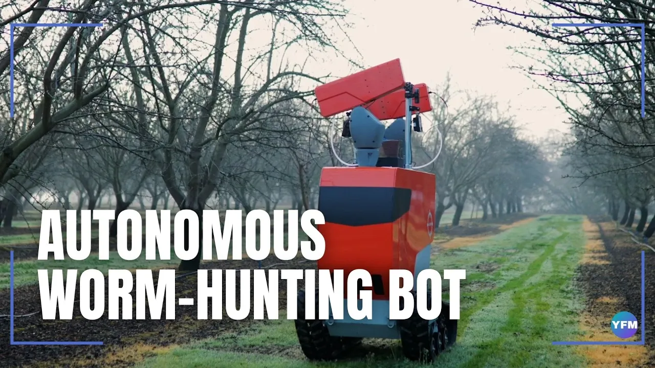 AUTONOMOUS WORM-HUNTING BOT
