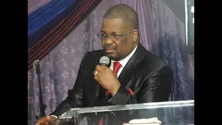 dr s d gumbi ukuvuswa kuka lazaru