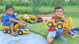 Bruder JCB 4CX Backhoe Loader Unboxing! 🚜 Kids Construction Story Play | CN Brothers