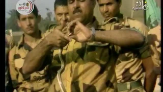 حصريا شوف إزاي وحوش رجالة الصاعقة المصرية بالجيش بياكلوا الثعبان 