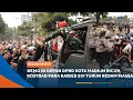 Download Lagu MADIUN - Demo di Depan DPRD Kota Madiun Ricuh, Kostrad Para Raider 501 Turun Redam Massa