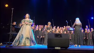 Hallelujah Leonard Cohen | Amira Willighagen and the Bronberg Children's Choir