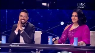 شيرين تبوس لجنة التحكيم بطريقه كوميديه  ول وائل بوسه مميزه   دندنها