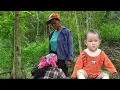 Download Lagu alleenstaande moeder en verlaten kind. Wat zal er gebeuren als deze vrouw haar uit huis zet?