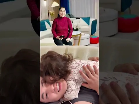 Baby playing with dad is so funny!!😂 いたずらしたあとにパパへ抱きつく娘ちゃんが愛おしすぎる。🤣💕