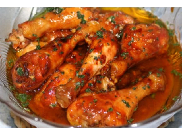 FRANGO AO MOLHO
