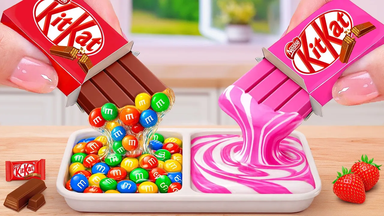 🍫ASMR Rainbow KITKAT vs Pink KITKAT Cake🍫Miniature Chocolate Drip Cake Recipe | Mina Sweet Baking