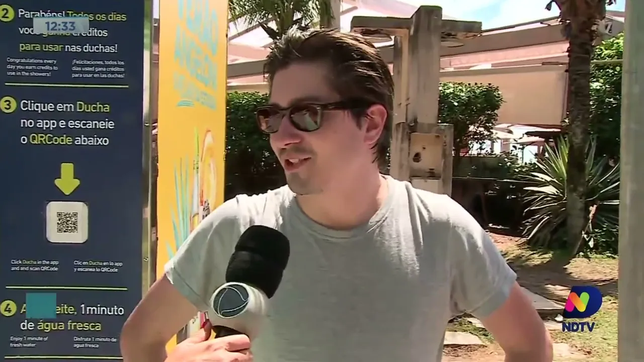 Quadras de Beach Tennis são uma opção de esporte e lazer na praia de Jurerê