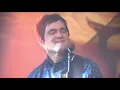 Skank toca "Tão Seu" no palco do Fantástico
