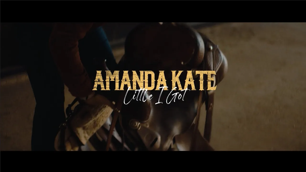 Amanda Kate - Little I Got (Official Music Video) Amanda Kate - Little I Got (Official Music Video)