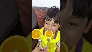 يلا امم امم امم شطوره أعطيته البرتقال فعضني Shorts 