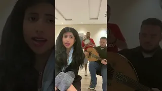 حجازية العينين مكية الحشا  دندنها