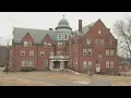 Mount Holyoke College plans to rotate students during both semesters