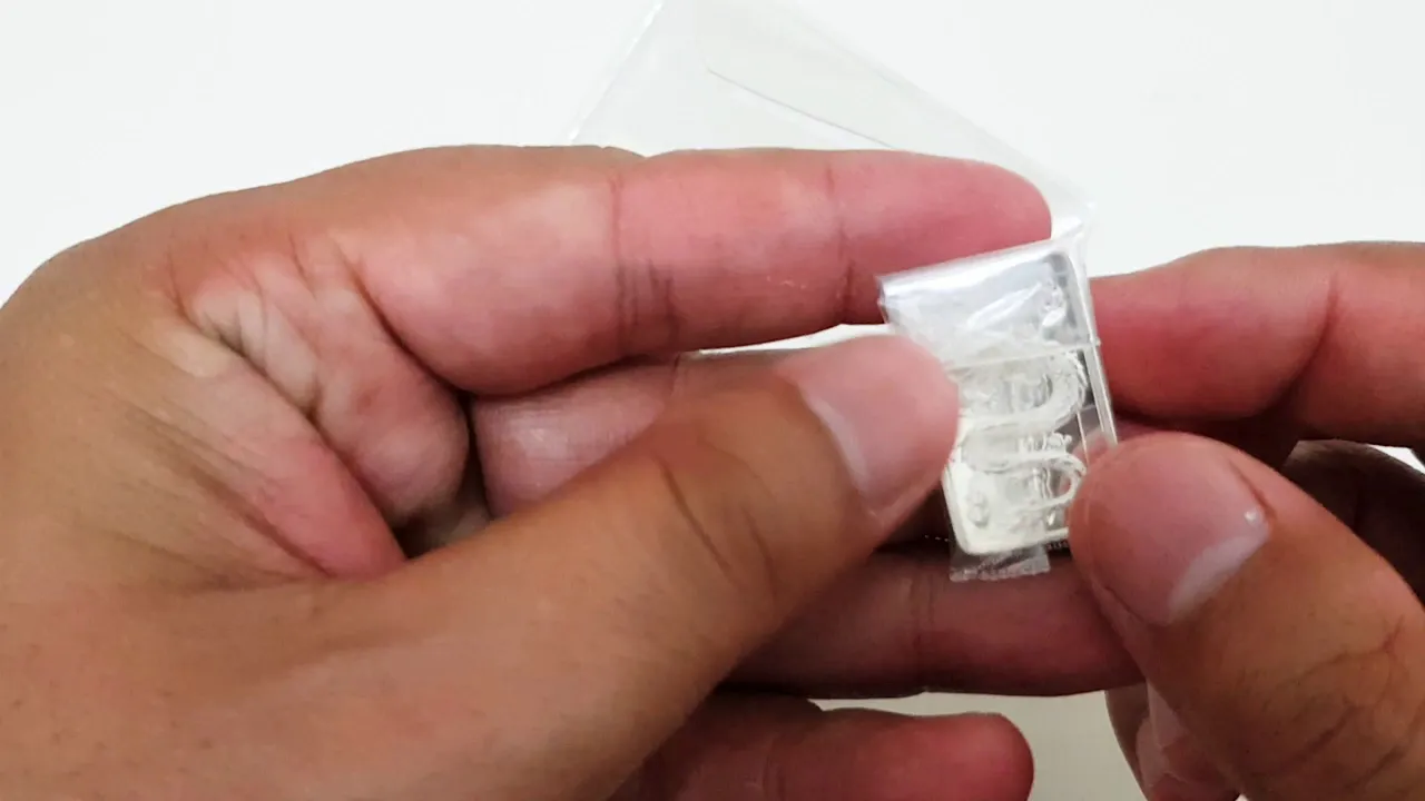 Awalnya Dikira Nemu Batu Biasa, Ternyata Malah Bikin Dia Jadi Orang Terkaya Di Kotanya..