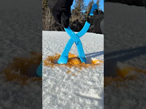 Have you EVER seen a ORANGE snowball be made SO PERFECTLY?!? #shorts