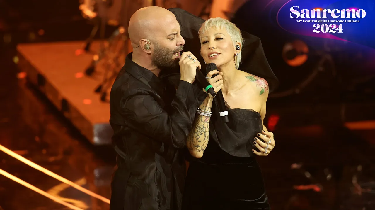 Sanremo 2024 - Negramaro con Malika Ayane canta "La canzone del sole"