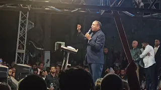 pastor juan Carlos harrigan sacude los alcarrizos