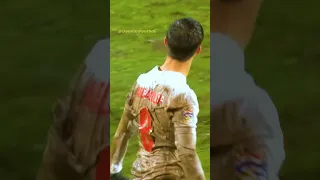 كرة القدم ضد الطقس Shortsfeed 