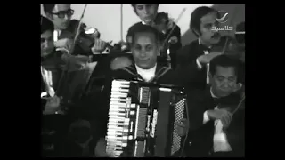 فاتت جنبنا عبد الحليم حافظ المقدمة الموسيقية 