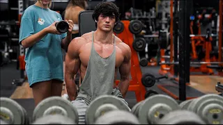مزيج رياضي لمدة    دقائق لصيف        أفضل قائمة تشغيل ريمكس للجيم      دندنها
