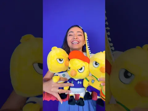 3 pintinhos se balançavam em uma teia de aranha. #kidssongs #brincadeiras