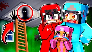 Something is HAUNTING Omz in Minecraft!