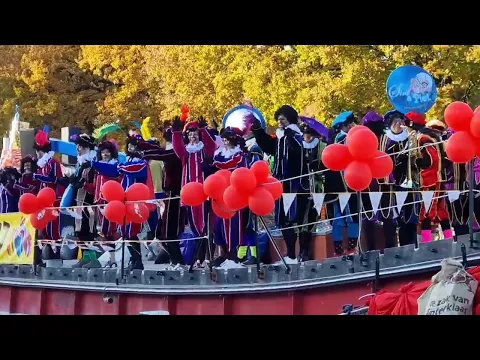 Video Sfeerbeelden van de Sinterklaasintocht in Son en Breugel in 2024.