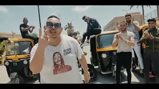 زفرت موسي ٢ معتوه فكر انو جاي معي 