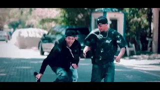 قصه بين   المحارب   و الزعيم     دندنها