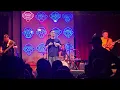 Kjwan - One Look (Live at 12 Monkeys)
