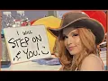 Amouranth TRAMPLES Fan at TwitchCon Las Vegas Brutal