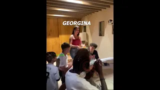 لحظات نادر جورجینا و کریستیانو جی آر 