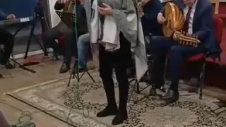    أغنية يا مسهرني     امال غلاوة حبك فين   وفين حنان قلبه علي     دندنها