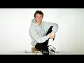 Download Lagu Alec Benjamin - The Boy In The Bubble [Official Lyric Video]