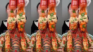 mostly & biggest Spicy Marinated red prawns, lobster, shrimp| 주로 그리고 가장 큰 사이즈의 매콤하게 양념한 붉은 새우,랍스터,새우