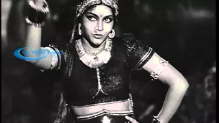 mangamma sabatham 1943 ayyaiyaiya solla vetkamaguthae