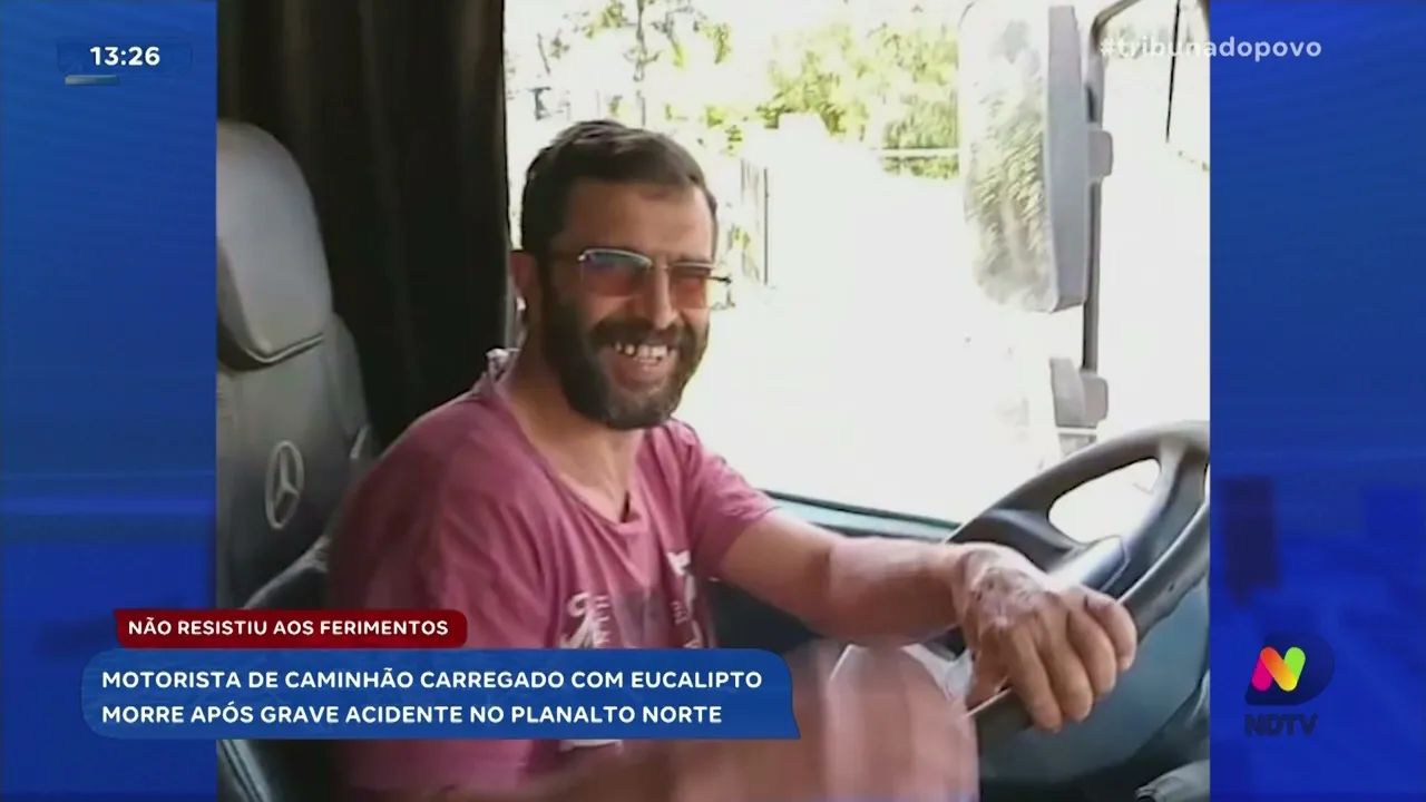 Acidente fatal: caminhão carregado com toras de eucalipto tomba na Serra do Lucindo